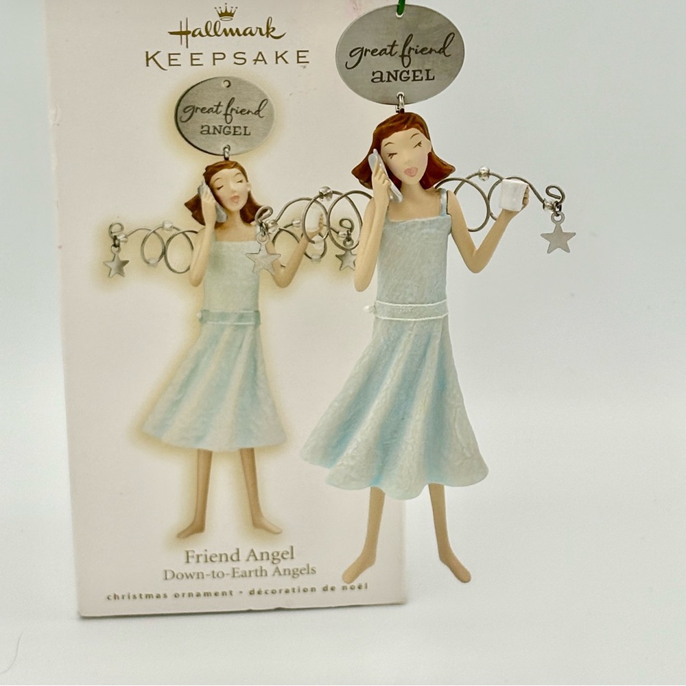Hallmark Keepsake Friend Angel Ornament dated 2009 in Original box 5”